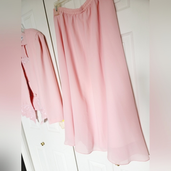 In The Mood - London Paris New York - Picture 5 of 5